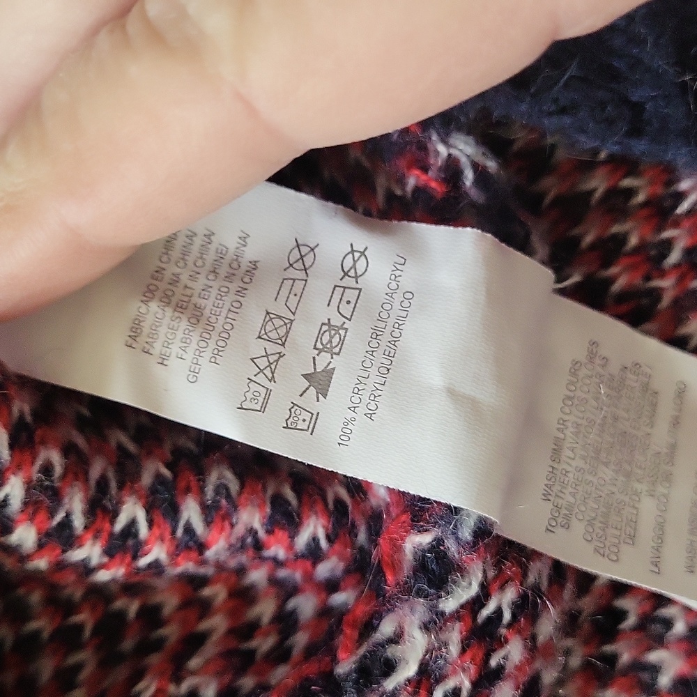 **Removing 7/24**Primark Crewneck Sweater - Picture 5 of 6